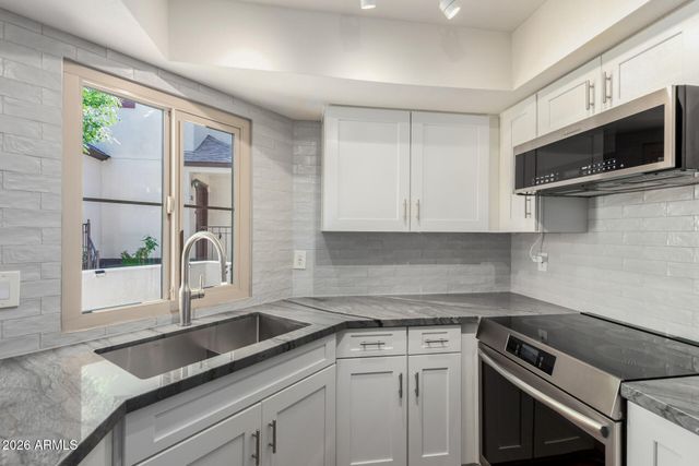 100 E FILLMORE Street 119, Phoenix, AZ 85004