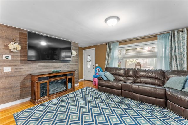 50 Merrill Street, East Providence, RI 02914