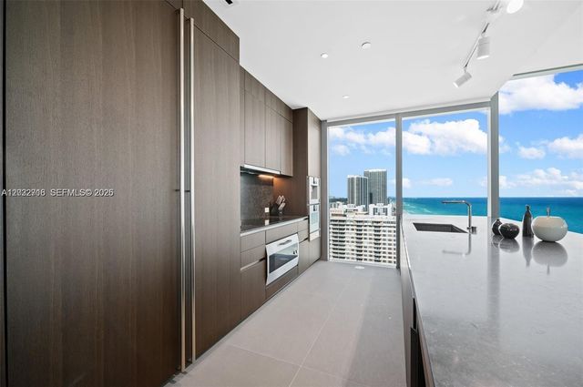 2000 S Ocean Drive 25A, Hallandale Beach, FL 33009