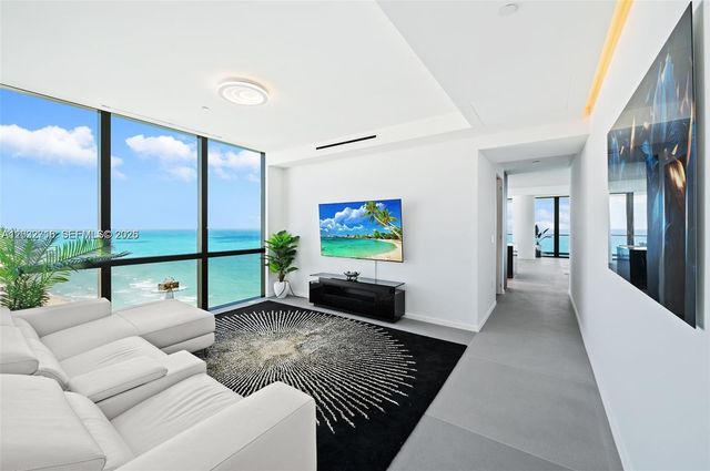 2000 S Ocean Drive 25A, Hallandale Beach, FL 33009