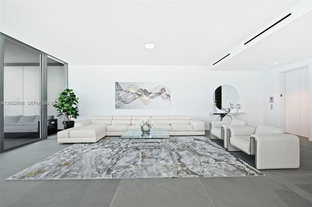 2000 S Ocean Drive 25A, Hallandale Beach, FL 33009