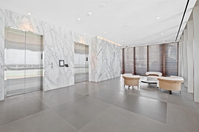 2000 S Ocean Drive 25A, Hallandale Beach, FL 33009