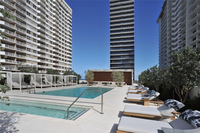2000 S Ocean Drive 25A, Hallandale Beach, FL 33009