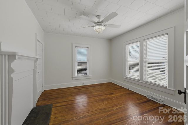 112 Myrtle Street, Morganton, NC 28655