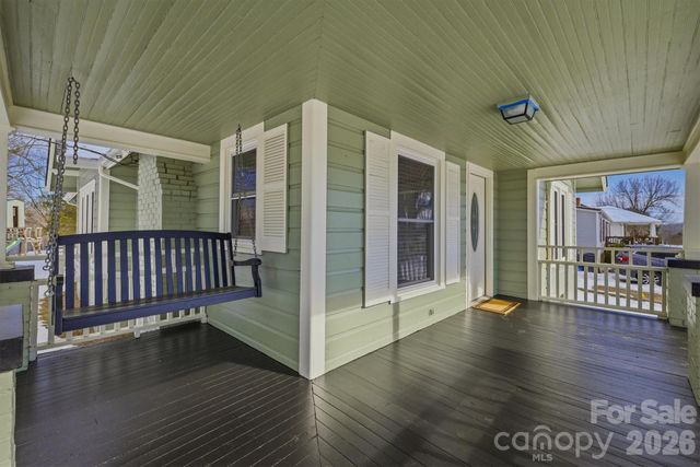 112 Myrtle Street, Morganton, NC 28655