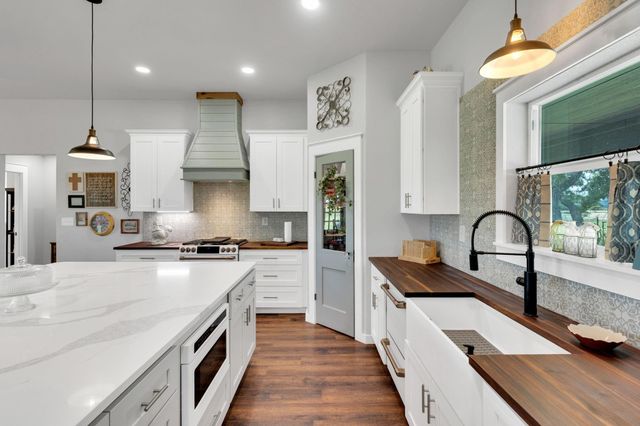 1467 Brown Road, Palo Pinto, TX 76484