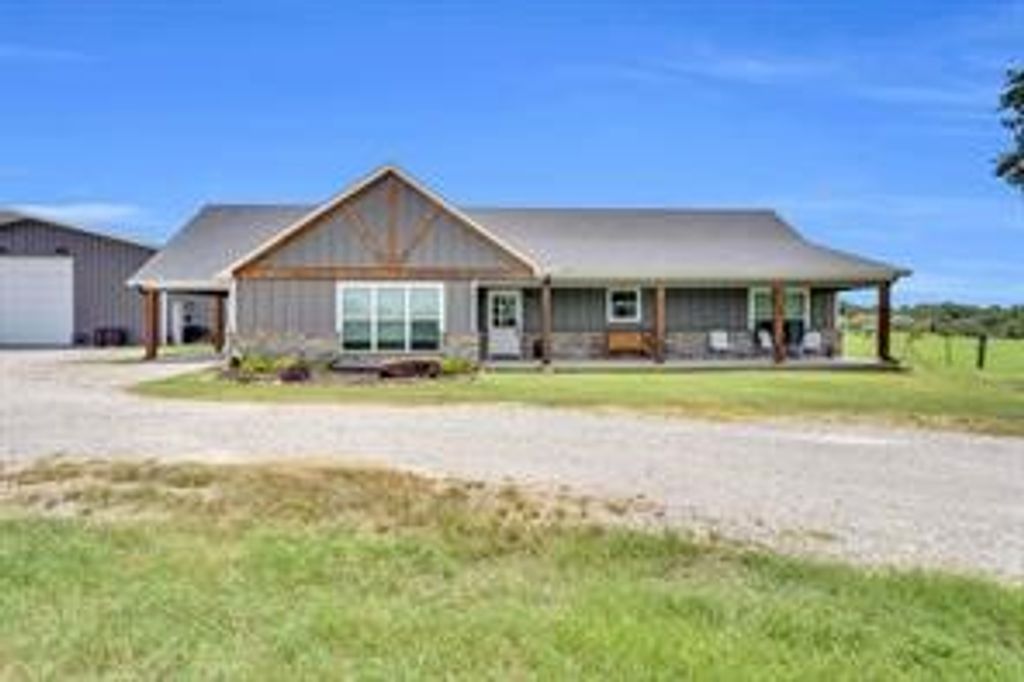 1467 Brown Road, Palo Pinto, TX 76484