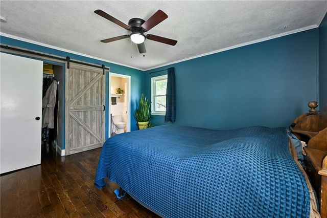 201 20th Avenue, Greenwood, MO 64034
