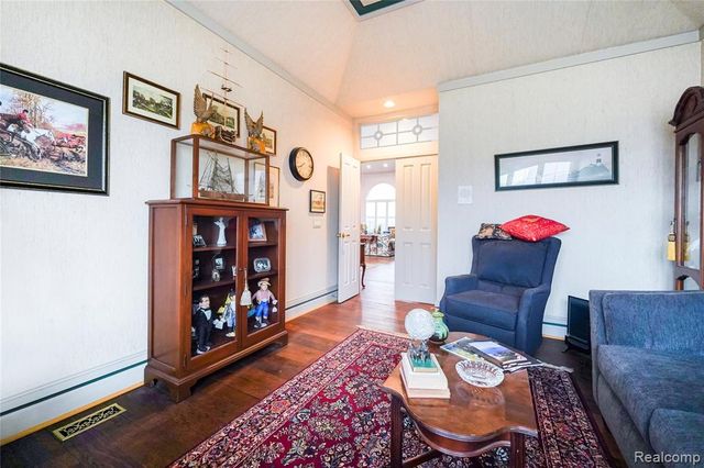 47343 Rail Drive, Shelby Twp, MI 48315