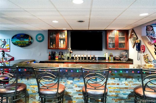 47343 Rail Drive, Shelby Twp, MI 48315