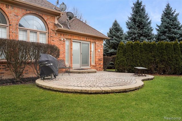 47343 Rail Drive, Shelby Twp, MI 48315