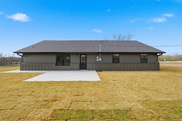 2303 Pilgrim Lane, Lorena, TX 76655