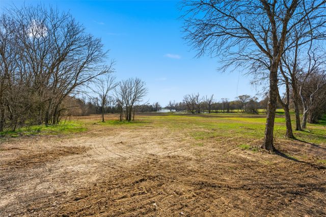 2303 Pilgrim Lane, Lorena, TX 76655