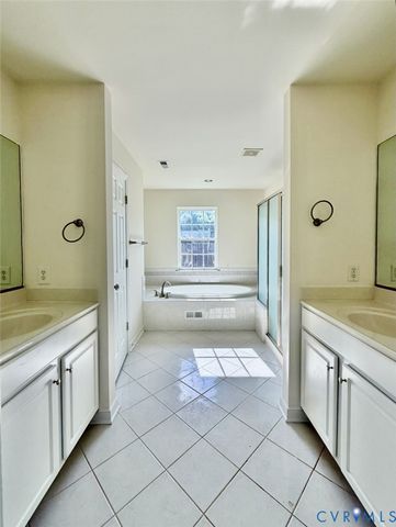 13806 Tobacco Bay Ct, Chester, VA 23836