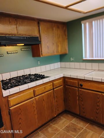 13205 W Avenue W, Pearblossom, CA 93553