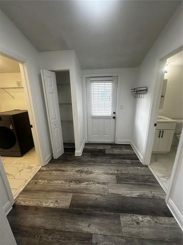 3902 N SUWANEE AVENUE, Tampa, FL 33603