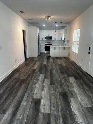 3902 N SUWANEE AVENUE, Tampa, FL 33603