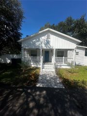 3902 N SUWANEE AVENUE, Tampa, FL 33603