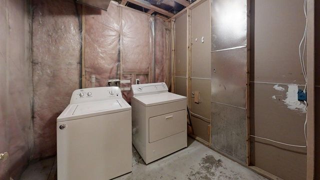 1327-1329 Fraternity Village Drive, Kalamazoo, MI 49006