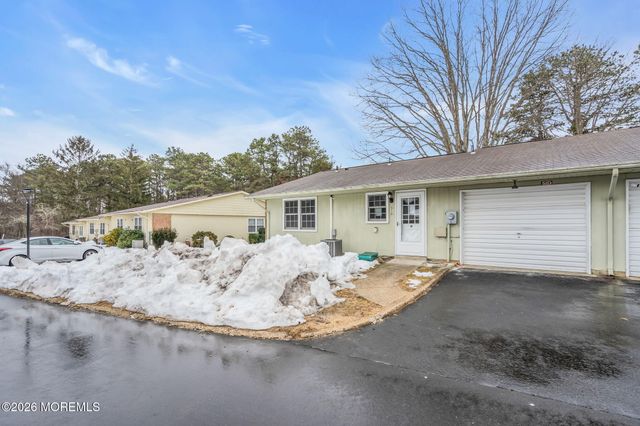 51D Edinburgh Lane, Manchester, NJ 08759