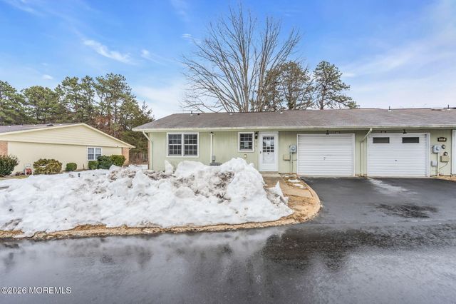 51D Edinburgh Lane, Manchester, NJ 08759