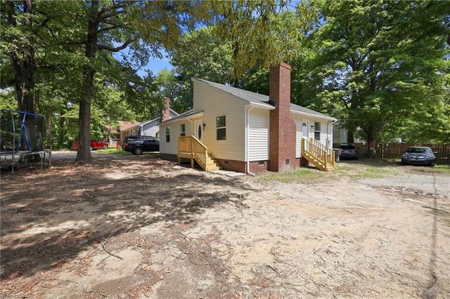 1136 Montlieu Avenue, High Point, NC 27262