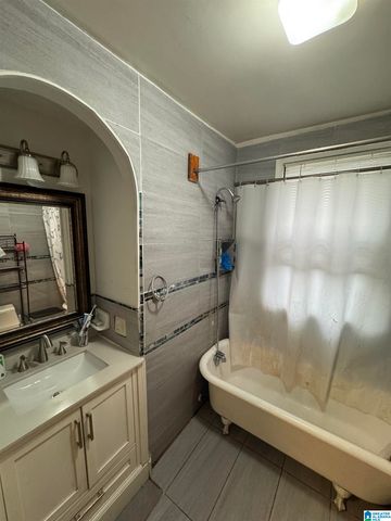 7930 6TH AVENUE N, Birmingham, AL 35206