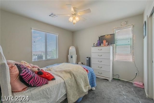 829 Lower Lake Court, North Las Vegas, NV 89084