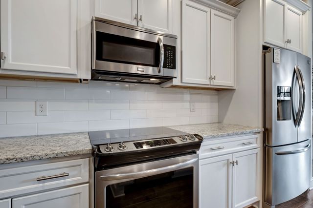 1440 Channing Dr, Thompsons Station, TN 37179