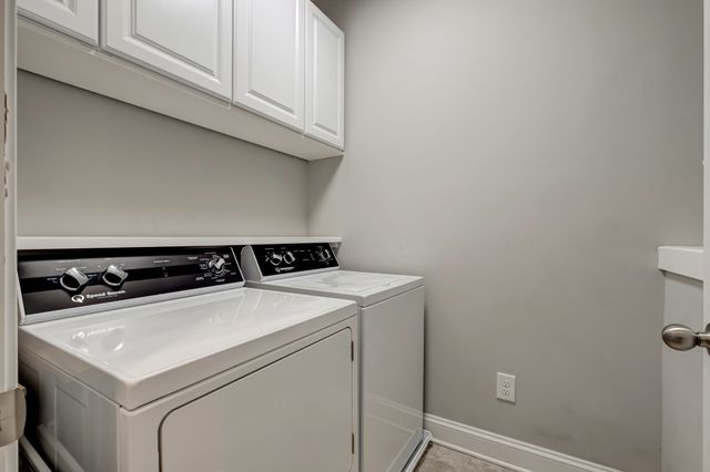 1440 Channing Dr, Thompsons Station, TN 37179