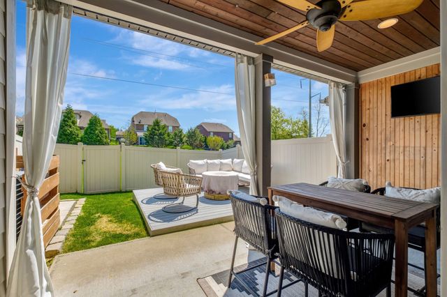 1440 Channing Dr, Thompsons Station, TN 37179