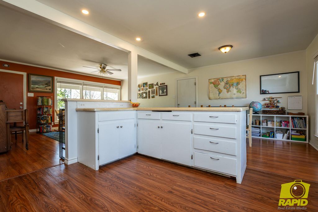 Image 13 of property listing at 2840 W Twohig Avenue, San Angelo, TX 76901