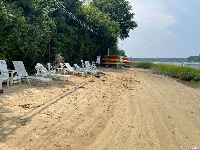 762 Connecticut View Drive, Mill Neck, NY 11771