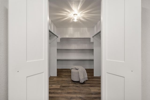 816 W Cedar Street, Floydada, TX 79235