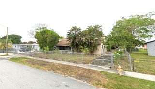 4231 NW 172nd Dr, Miami Gardens, FL 33055