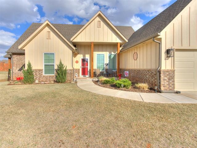 1305 Katelyn Court, Yukon, OK 73099