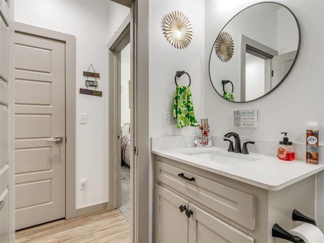 1305 Katelyn Court, Yukon, OK 73099