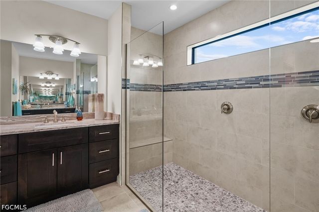 3726 NW 42nd PL, Cape Coral, FL 33993
