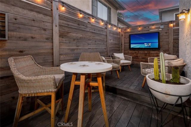 3740 E Mayfield Street, Long Beach, CA 90804