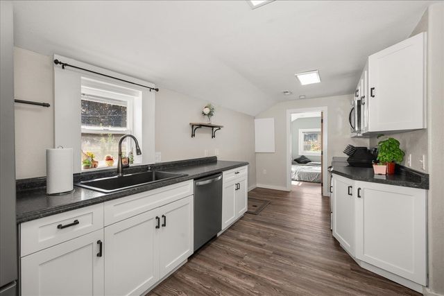 7901 E Valleyway Ave, Spokane Valley, WA 99212