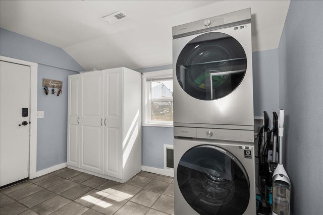 7901 E Valleyway Ave, Spokane Valley, WA 99212