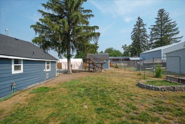 7901 E Valleyway Ave, Spokane Valley, WA 99212