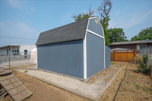 7901 E Valleyway Ave, Spokane Valley, WA 99212