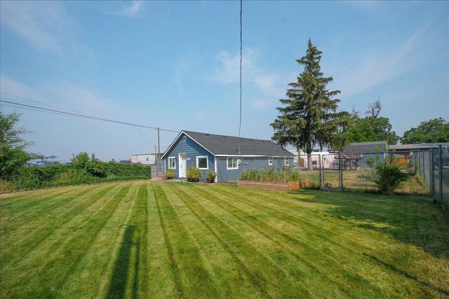 7901 E Valleyway Ave, Spokane Valley, WA 99212
