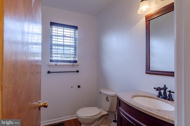 1535 W RIVER DR, Pennsauken, NJ 08110