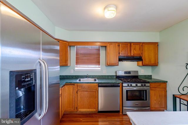 1535 W RIVER DR, Pennsauken, NJ 08110