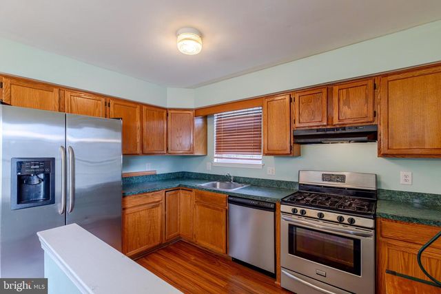 1535 W RIVER DR, Pennsauken, NJ 08110