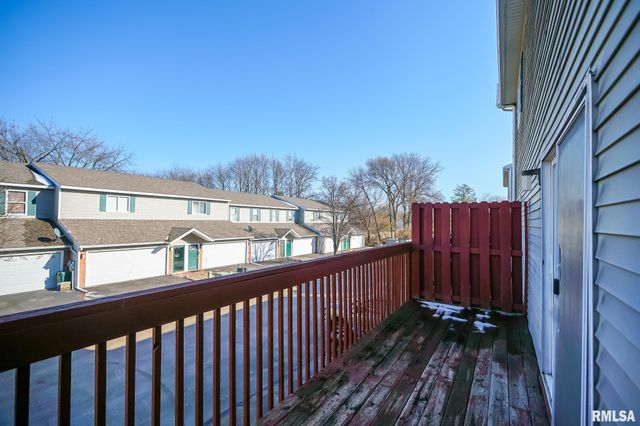 3510 N Kingston Dr Apt 8, Peoria, IL 61604