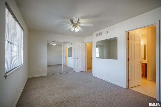 3510 N Kingston Dr Apt 8, Peoria, IL 61604