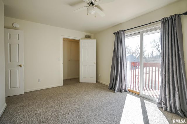 3510 N Kingston Dr Apt 8, Peoria, IL 61604